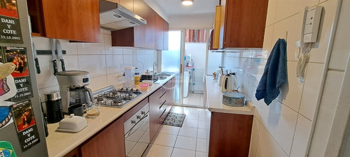 Departamento En Venta De 2 Dorm. En Las Condes