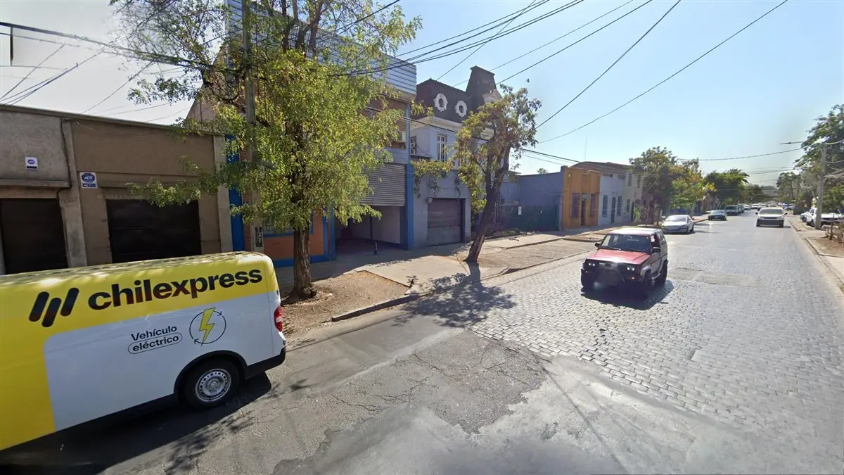 Imagen 5 de 10 de Casa En Venta De 4 Dorm. En Santiago