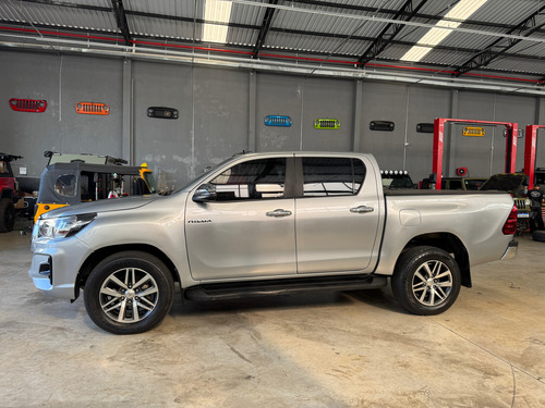 Toyota Hilux 2.8 Tdi Srv Cab. Dupla 4x4 Aut. 4p