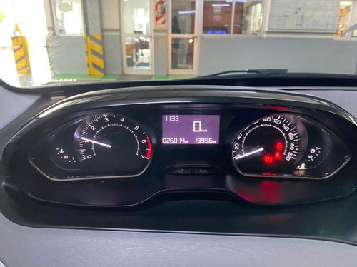 Ginza. Peugeot 208 Allure 1.5n Touchscreen 2016