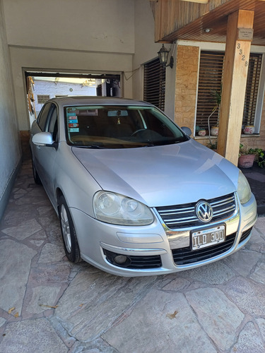 Volkswagen Vento 2.5 Advance 170cv