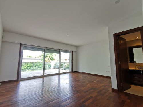 Imagen 8 de 17 de Apartamento En Alquiler De 3 Dormitorios En Carrasco