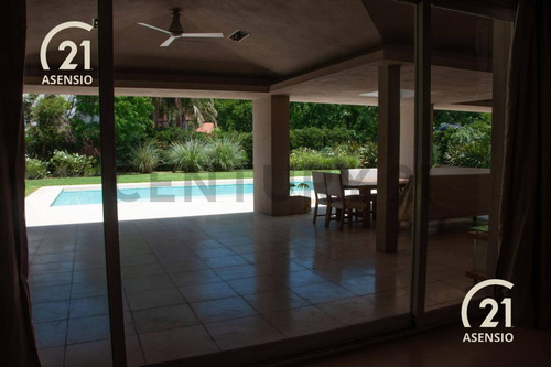 Venta Casa 8 Amb En San Jorge Village Country Club