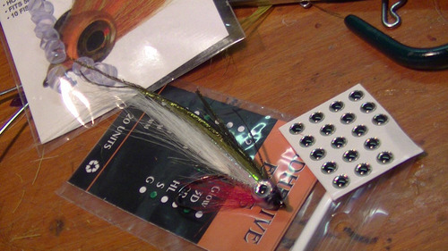 Moscas Tub Fly Y Mas 12 Unidades