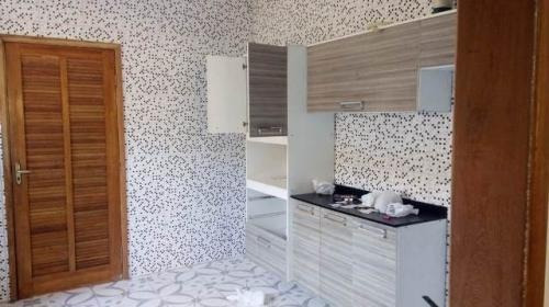 Imagem 8 de 10 de Casa No Bairro Jamaica Com 03 Dormitórios Itanhaém - 5891