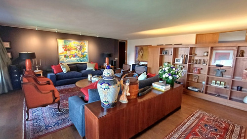 Amoblado/amplio/moderno.3 Suites+estar+servicios/via Aurora
