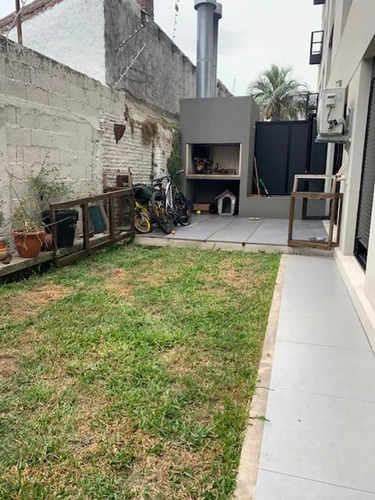 Vendo Con Renta Hermoso Apartamento En Nostrum Rosedal, 2 Dormitorios Y Amplio Patio Con Parrillero, Acepta Banco, Prado.