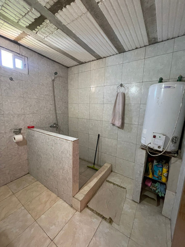 Casa Mas Departamento Ubicada En Camet Norte