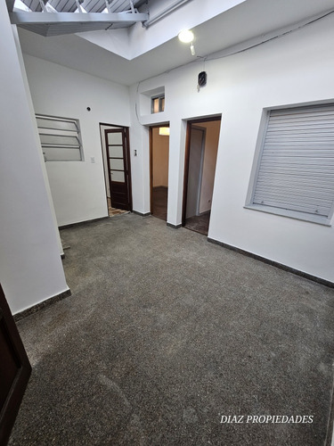 Oportunidad Excelente Ph 3amb En Venta Liniers Barrio Naon