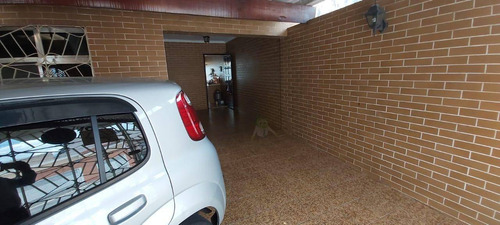 Sobrado Com 3 Dormitórios À Venda, 174 M² Por R$ 550.000,00 - Jardim Stella - Santo André/sp - So0149