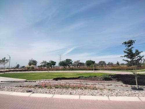 Terreno En Venta En Condominio Cipres Cd Maderas Corregidora