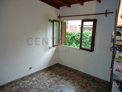 Imagen 18 de 30 de Casa En Venta De 4 Dormitorios En City Bell - La Plata Calle 467 E/ 27 Y 28