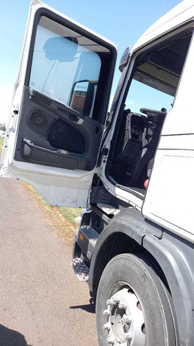 Imagem 12 de 12 de Scania G380