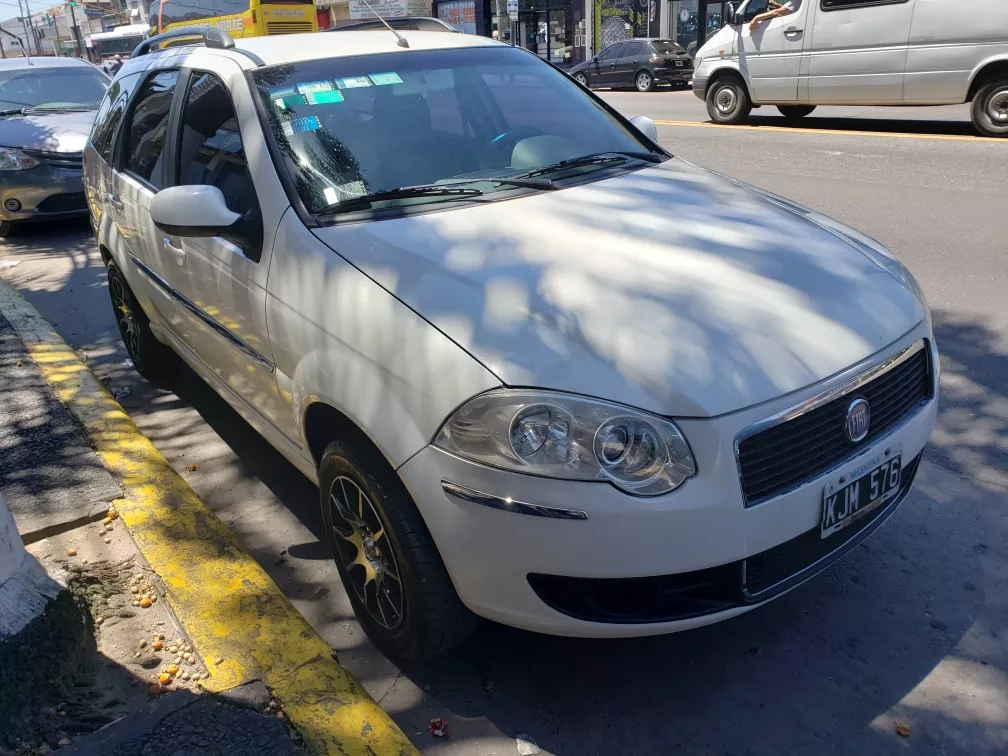 Fiat Palio 1.4 Weekend Attractive