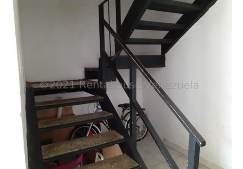Imagen 21 de 25 de Julio Latouche Rentahouse Carabobo Vende Casa La Esmeralda 22-8652 Jj33