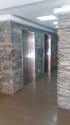 Imagen 10 de 10 de En Venta Apto En Prebo. Carmen Segovia 04128644915