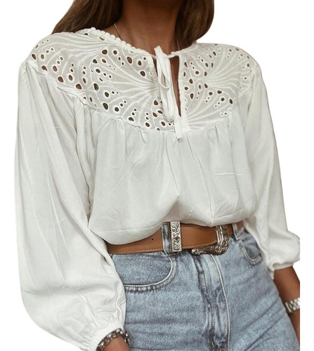 Blusa Con Detalles En Broderie