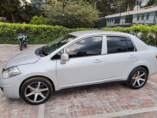 Nissan Tiida Hb Full Equipo