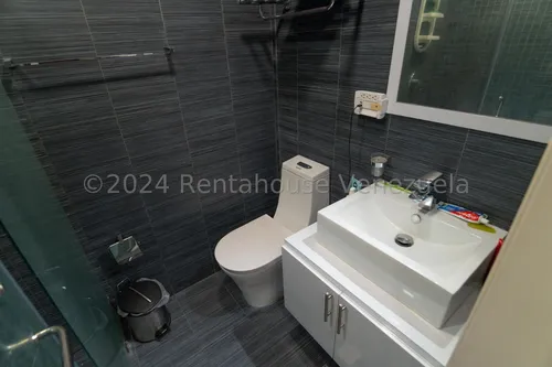 Casa En Venta En La Lagunita