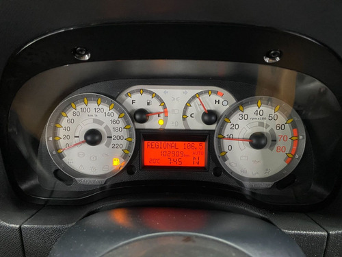 Imagem 10 de 15 de Fiat Palio Weekend 1.8 Adventure Locker Flex 2011/2011