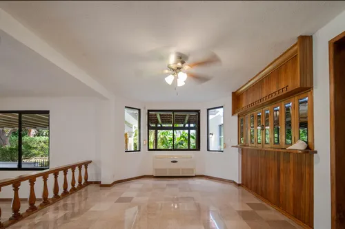 Casa En Venta Y Renta En Pok Ta Pok, Zona Hotelera, Cancún