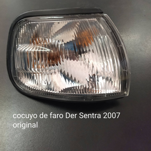 Cocuyo En Faro Derecho Sentra 2000 2007 Original