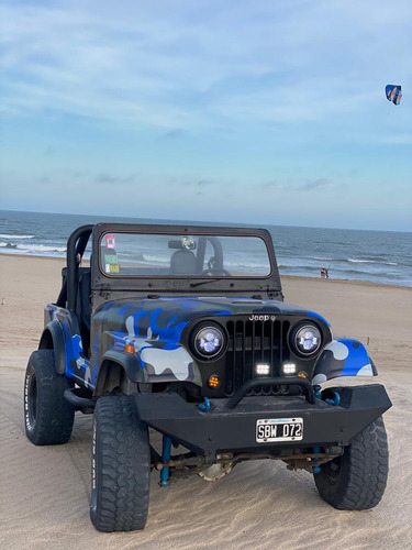 Jeep Ika 4x4 Motor Ford V8