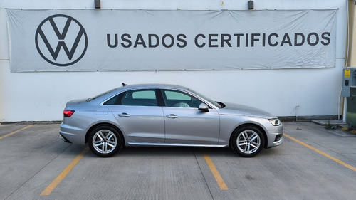 Audi A4 S Tronic Select