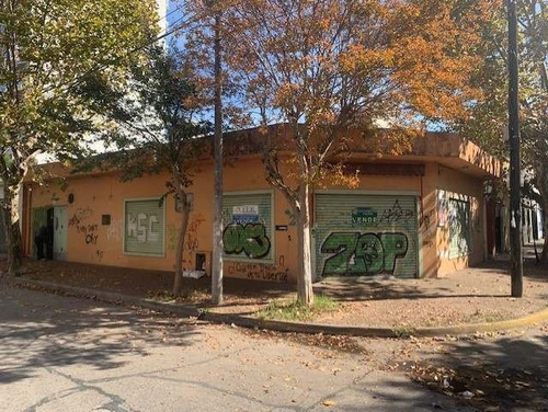 Imagen 1 de 5 de Local En Venta En Quilmes Centro