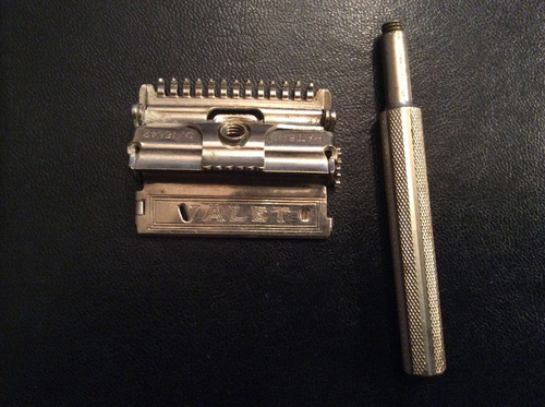Barbeador / Aparelho De Barbear Marca Valet - Perfeito