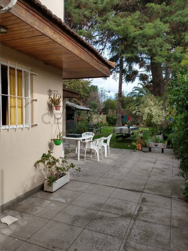 Imagen 3 de 23 de 27 Entre 78 Y 79 .casa 3 Dormitorios En Venta, La Plata.-