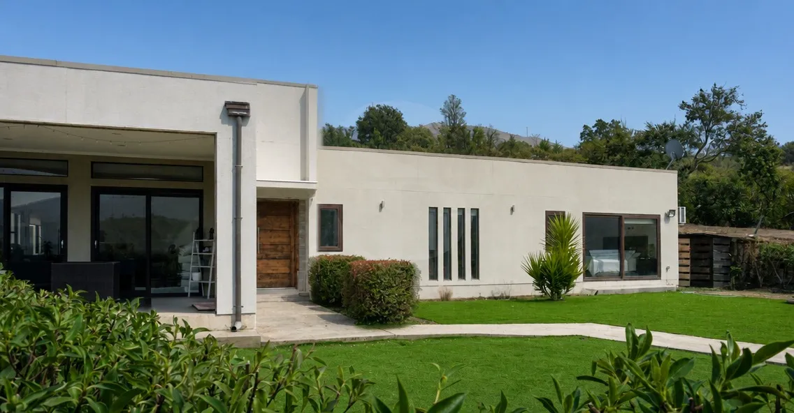 Imagen 1 de 18 de Casa Moderna Con Piscina Infinita Y Vista Panorámica