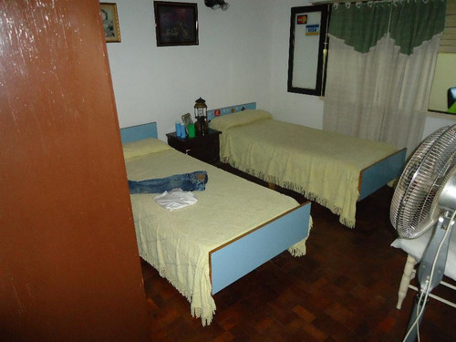 Imagen 5 de 10 de Casa En Venta Cond En Ituzaingo Sur