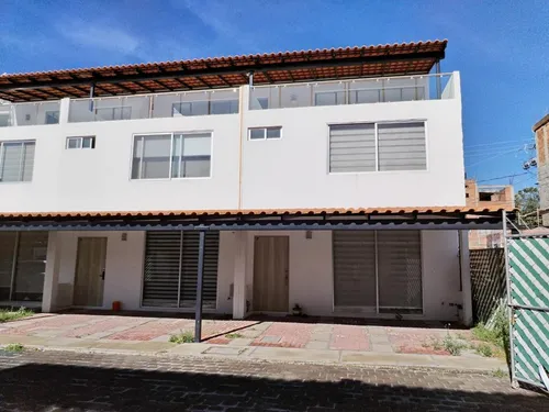 Casa Nueva En Venta En El Corazón De Cholula