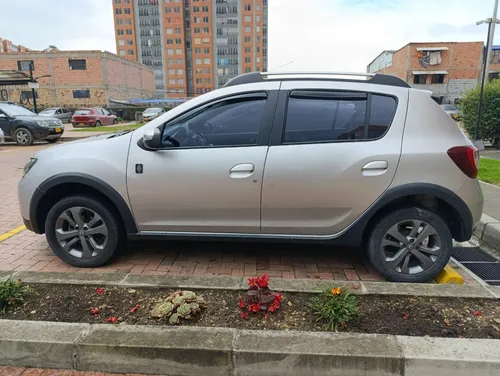 Renault Stepway 1.6 Intens