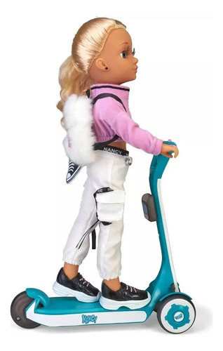 Nancy Un Día Con Mi Scooter Muñeca Con Luces