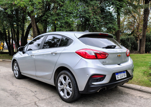 Chevrolet Cruze Lt 1.4 Mt 5 Puertas