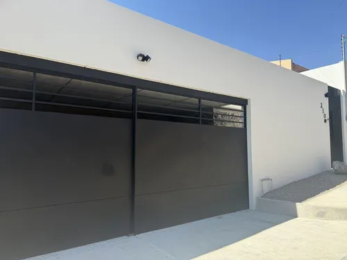 Casa En Fraccionamiento En Lomas De Tetela, Cuernavaca, Morelos - Iti-2078-fr*