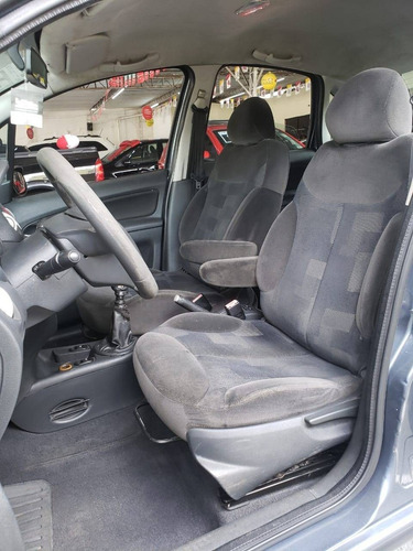Imagem 2 de 9 de Citroën C3 1.6 Exclusive 16v Flex 4p Manual
