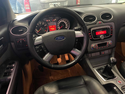 Ford Focus Ii 2009 2.0 Exe Sedan Ghia