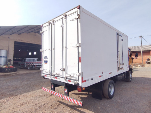 Imagem 11 de 25 de Ford Cargo 1119 - Baú Refrigerado -15º
