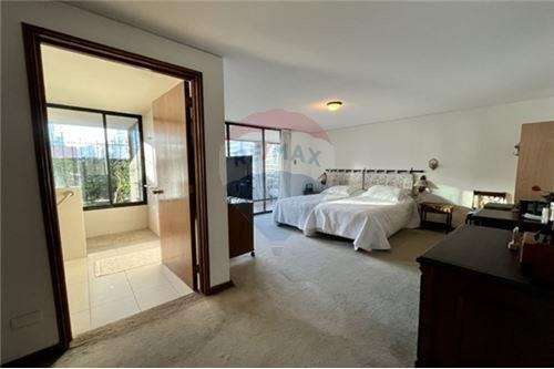 Imagen 5 de 19 de Depto. En Exclusivo Barrio El Golf