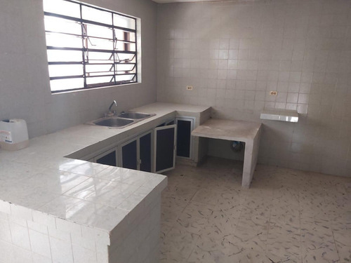 Imagen 5 de 25 de Casa En Renta | Col. Itzimna