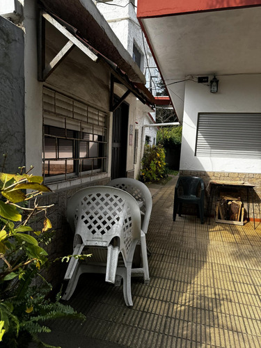 Venta Casa 1 Dormitorio Amoblada Con Renta Anual Ideal Inversion - Floresta Sur