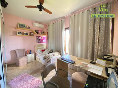 Imagem 22 de 23 de Casa À Venda Com 4 Dormitórios, Piscina, Próximo Ao Centro - Bairro Coloninha - Gaspar Sc - Ca0611