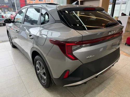 Kia K3 Cross Vibrant Mt