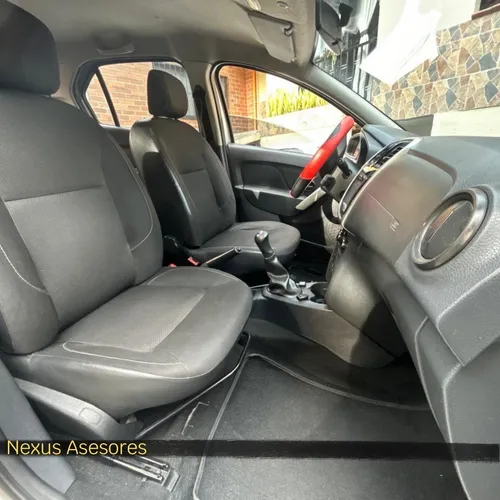 Renault Logan 1.6 Expression