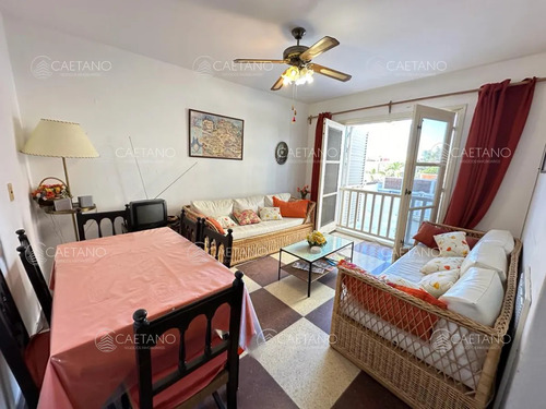 Apartamento 1 Dormitorio En Centro De Punta Del Este