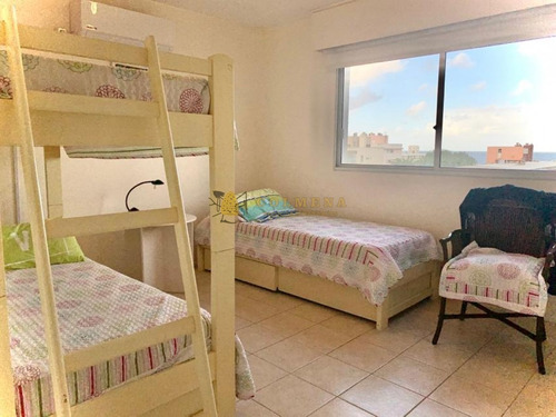 Penthouse Duplex De Tres Dormitorios En Venta + Parrillero Propio- Ref: 2714
