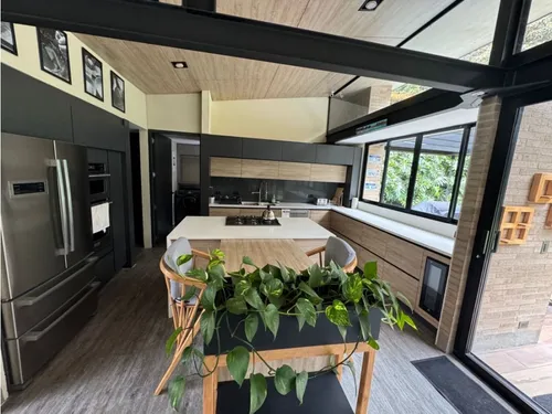 Casa Para Arriendo Amoblada En Alto De Las Palmas
